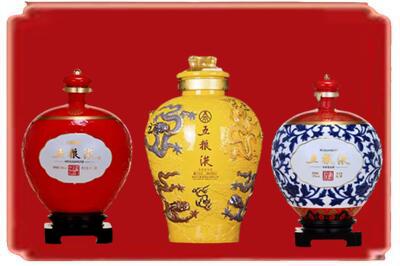 柏乡县烟酒回收五粮液各种摆件.jpg